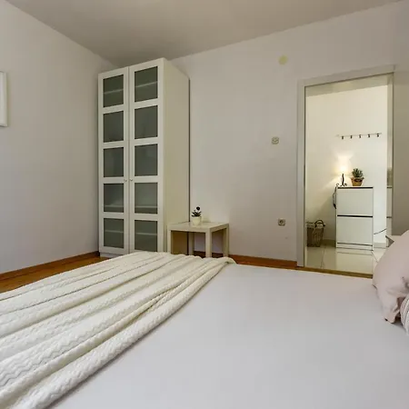 Lrs 2 Apartment In The Centar Of Zadar Buitenkant foto