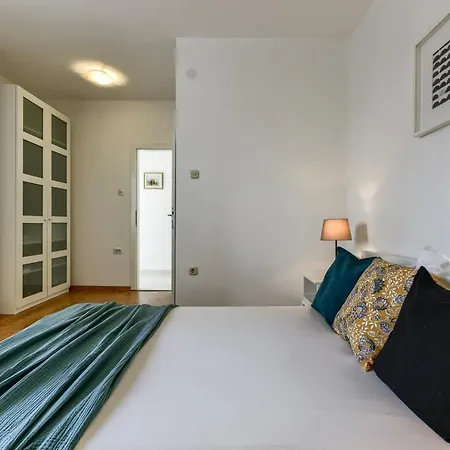 Lrs 2 Apartment In The Centar Of Zadar Buitenkant foto