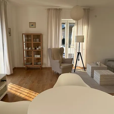 Lrs 2 Apartment In The Centar Of Zadar Buitenkant foto