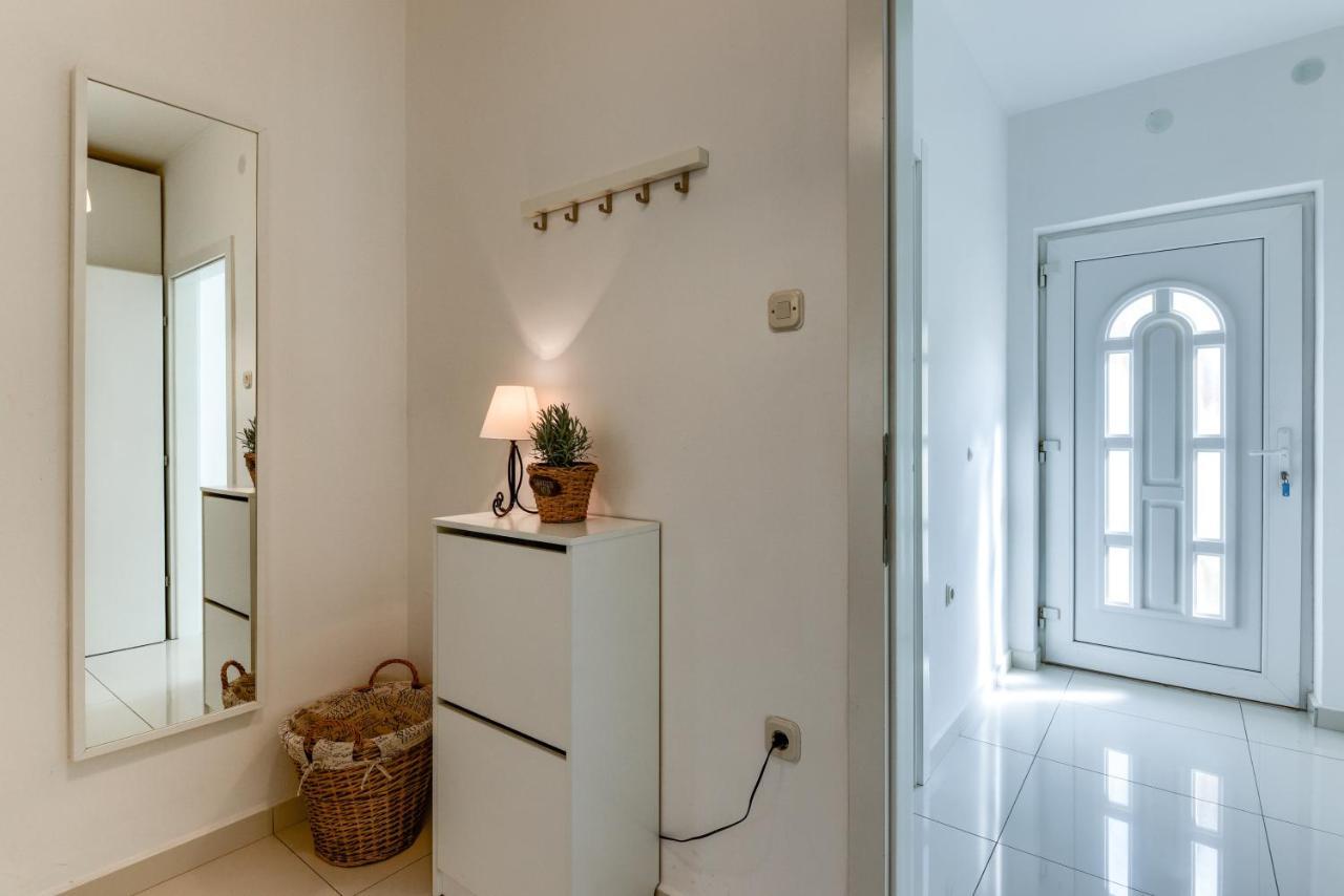 Apartman Lrs 2 In The Centar Of