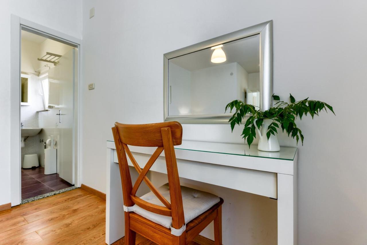 Lrs 2 In The Centar Of Apartman Zadar