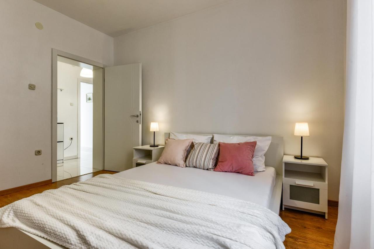 Lrs 2 In The Centar Of Appartement